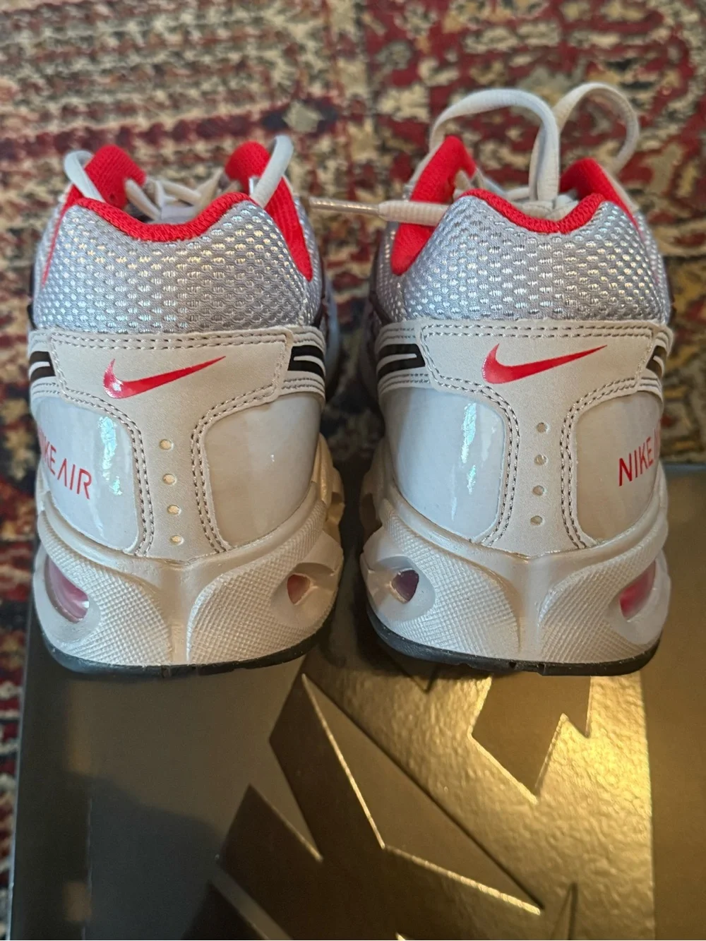 Nike Air Max Torch 4 Atmosphere Grey University Red Sneakers - White/Red/Black